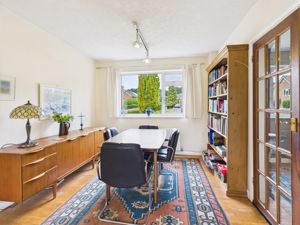 Dining area - click for photo gallery